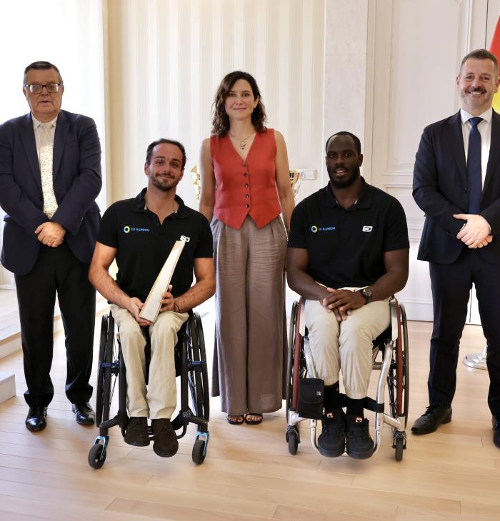 La presidenta Isabel Díaz Ayuso recibe al CD ILUNION, campeón del triplete nacional de Baloncesto en Silla de Ruedas La presidenta Isabel Díaz Ayuso recibe al CD ILUNION, campeón del triplete nacional de Baloncesto en Silla de Ruedas