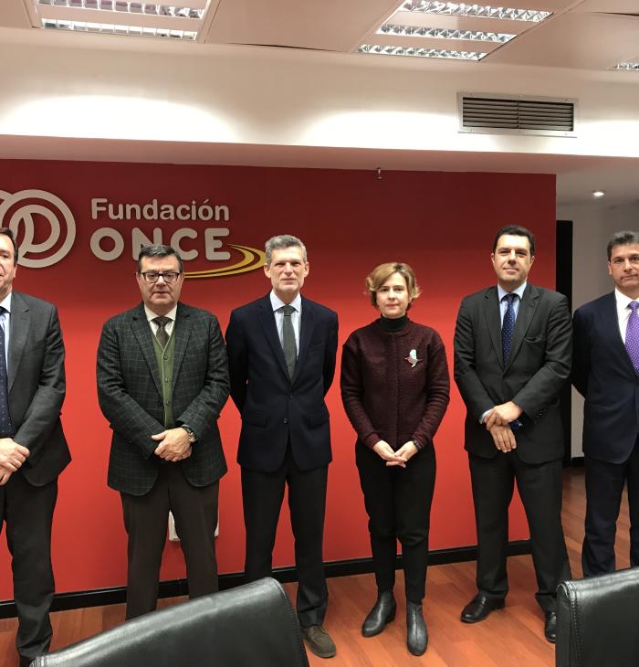 Fonemporium, Fondo de Inversión Solidario de Santander Private Banking, colabora con el Programa de Becas "Oportunidad al Talento" de Fundación ONCE. 